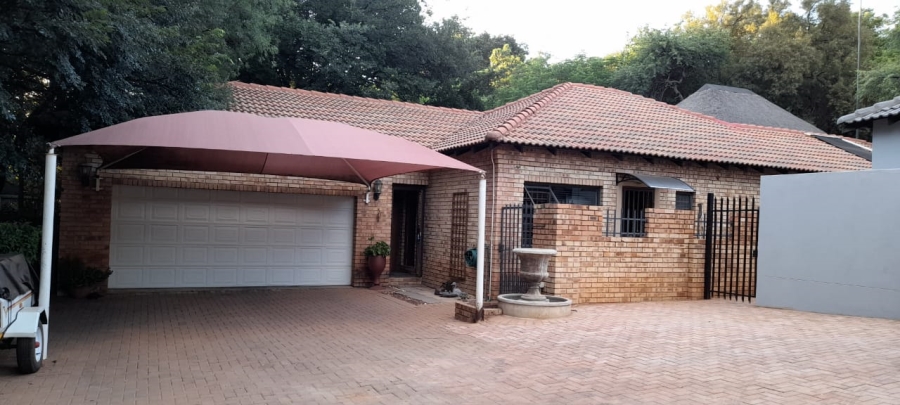 3 Bedroom Property for Sale in Wilkoppies North West